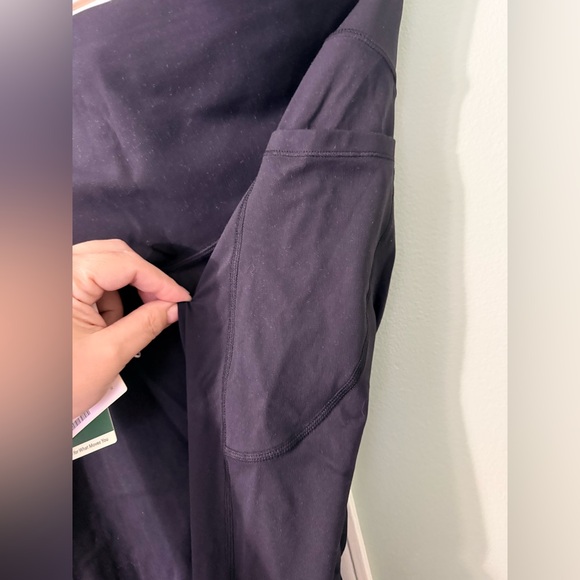 HALARA Midnight Black Leggings - Picture 2 of 5